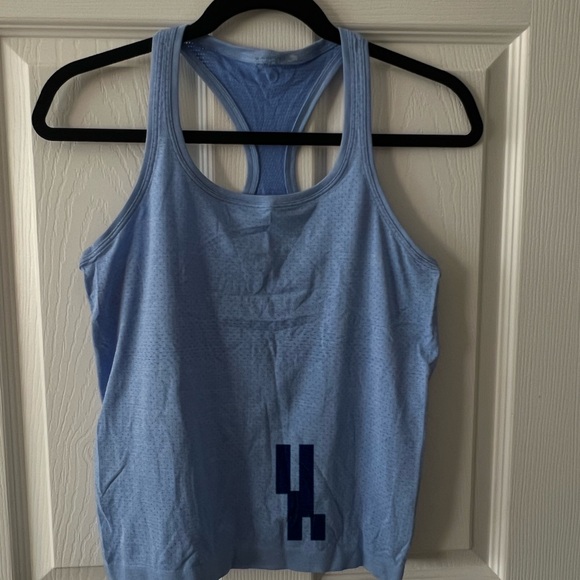 Workout Tank - Picture 2 of 4